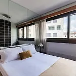 Yamina Luxury By Quokka 360 - Next To Lido Di لوغانو